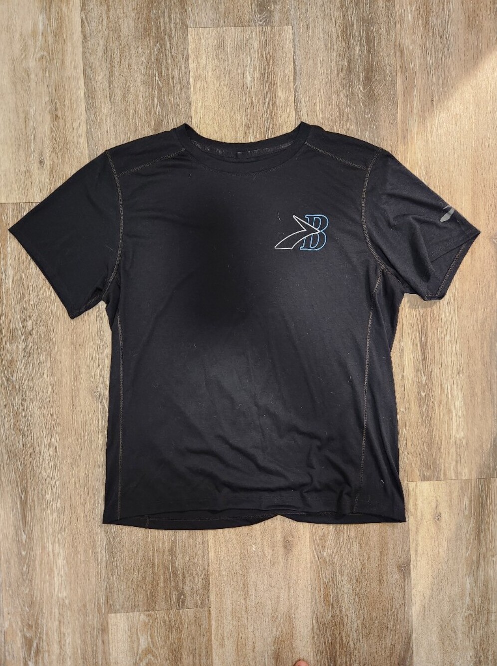 Brooks Short Sleeve Logo Top